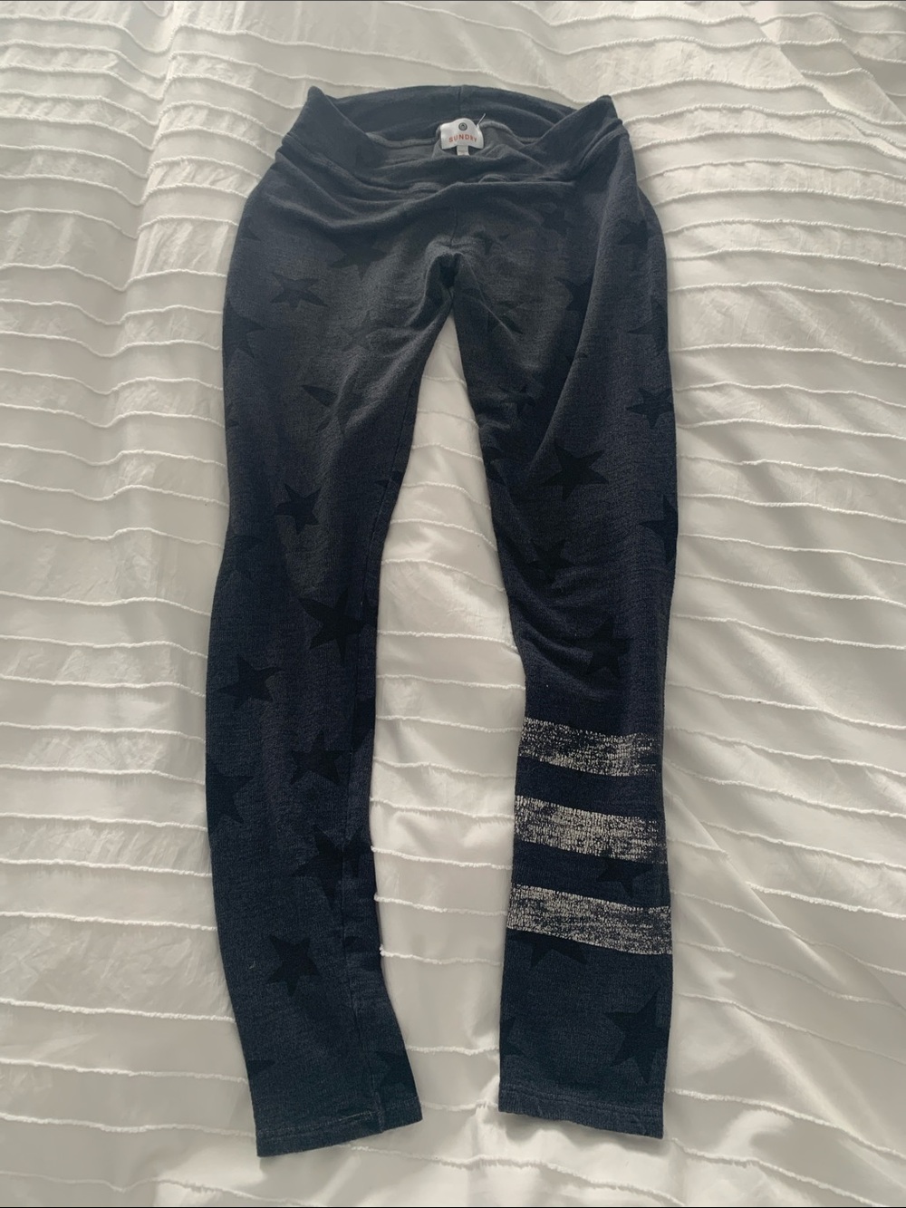 Sundry Heather Charcoal Star Leggings